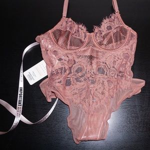 NWT House of CB “Nadia” Nude lace bodysuit